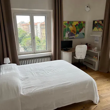 Tricolore Guest house 3*
